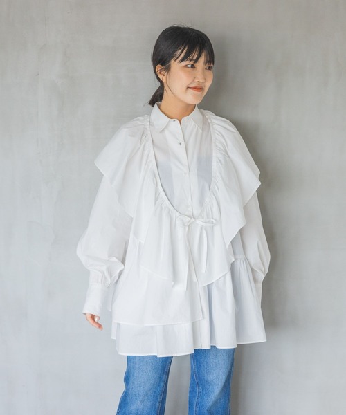 A part by(アパートバイ)の「サッシュツキフリルチュニック(シャツ/ブラウス・レディース・オフホワイト/ブラック/ライトブルー・FREE)」の15枚目の写真