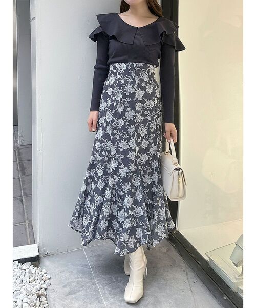 MERCURYDUO（マーキュリーデュオ）の「オープンショルダーラッフルニット（ニット/セーター・レディース・ベージュ/チャコールグレー/オフホワイト/その他/ブラック/その他1・FREE）」の18枚目の写真