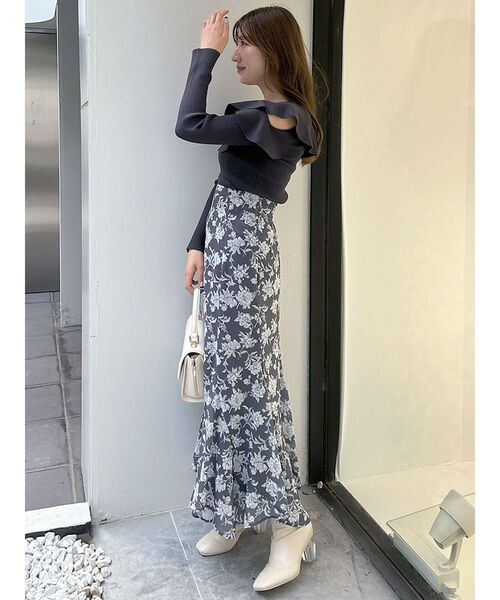 MERCURYDUO（マーキュリーデュオ）の「オープンショルダーラッフルニット（ニット/セーター・レディース・ベージュ/チャコールグレー/オフホワイト/その他/ブラック/その他1・FREE）」の20枚目の写真