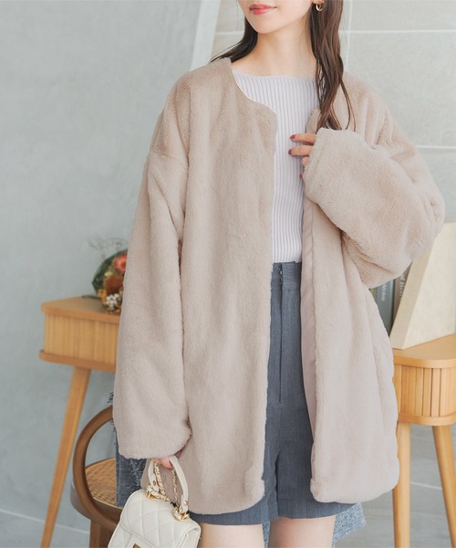 KOBE LETTUCE（コウベレタス）の「フェイクファーノーカラーコート（ノーカラーコート・レディース・グレー/ベージュ/ブラック/アイボリー/ベビーピンク・FREE）」の5枚目の写真