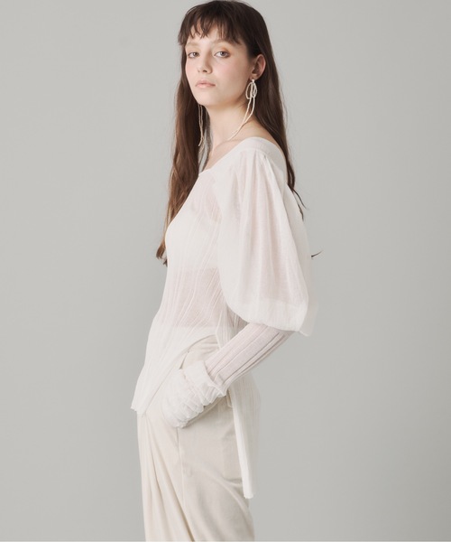 J1U by LA BELLE ETUDE(ジユウバイラベルエチュード)の「ジュリエットロングスリーブシアーニット(ニット/セーター・レディース・ブラック/グレー/ホワイト・FREE)」の13枚目の写真