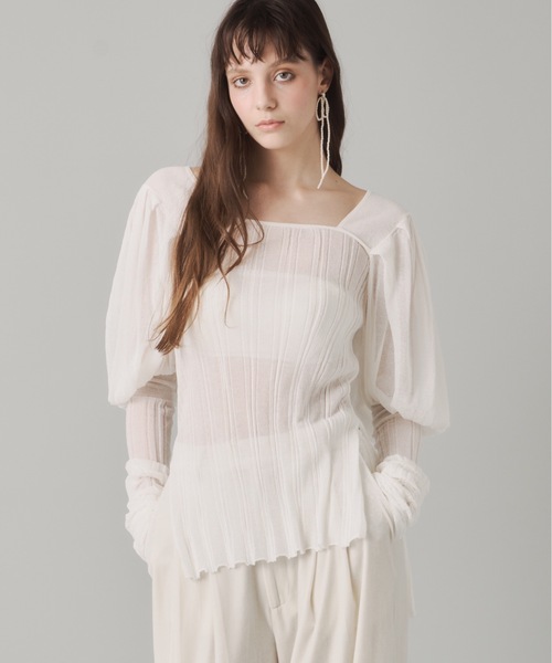 J1U by LA BELLE ETUDE(ジユウバイラベルエチュード)の「ジュリエットロングスリーブシアーニット(ニット/セーター・レディース・ブラック/グレー/ホワイト・FREE)」の11枚目の写真