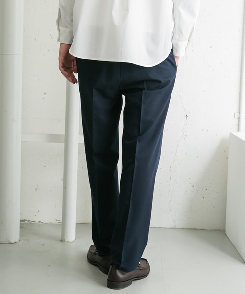 URBAN RESEARCH ROSSO MEN(アーバンリサーチロッソメン)の「『一部WEB限定カラー』『XLサイズあり』ハイパフォーマンスアーバンストレートパンツ(スラックス・メンズ・チャコールグレー/ブラック/モカ/ネイビー・X-LARGE/SMALL/MEDIUM/LARGE)」の12枚目の写真