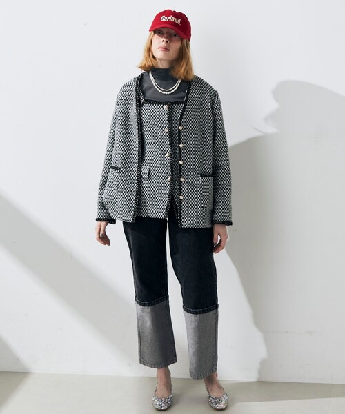 fredy emue(フレディエミュ)の「ファンシーツィードVカラージャケット(ノーカラージャケット・レディース・ブラック系その他/アイボリー/ネイビー・38)」の4枚目の写真