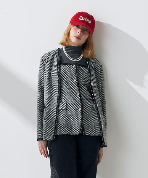 fredy emue(フレディエミュ)の「ファンシーツィードVカラージャケット(ノーカラージャケット・レディース・ブラック系その他/アイボリー/ネイビー・38)」の6枚目の写真