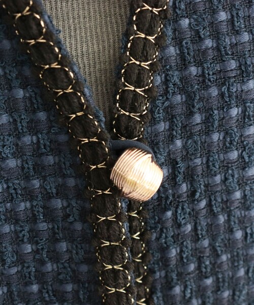 fredy emue(フレディエミュ)の「ファンシーツィードVカラージャケット(ノーカラージャケット・レディース・ブラック系その他/アイボリー/ネイビー・38)」の15枚目の写真