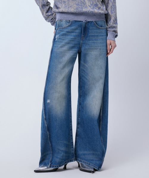 JNBY（ジェーエヌビーワイ）の「Stylized Curved-leg Jeans / カーブジーンズ（デニムパンツ・レディース・ブルー/グレー/ブラック・34/38/36）」の3枚目の写真