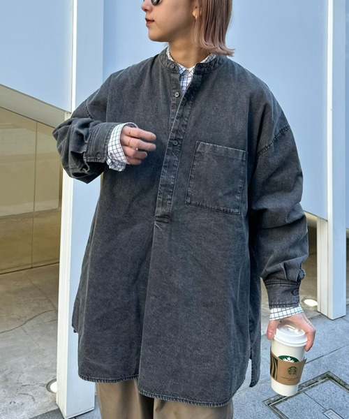 SOUNDSGOOOOD(サウンズグッド)の「【SOUNDS GOOOOD / サウンズグッド】切替バックジップバンドカラープルオーバーシャツ(シャツ/ブラウス・メンズ・ブラック/ブラウン/サックスブルー/ブルー・ONE SIZE)」の1枚目の写真