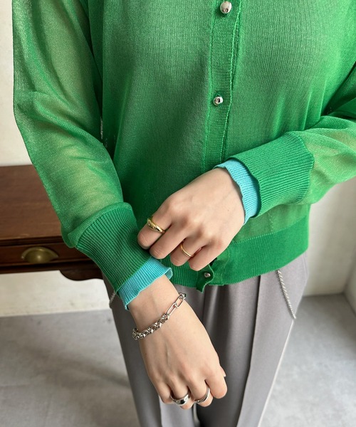 DouDou（ドゥドゥ）の「【WEB限定】 ダブルカフスシアークルーカーディガン（カーディガン/ボレロ・レディース・グリーン/オフホワイト/バイオレット/ブラック・FREE）」の6枚目の写真