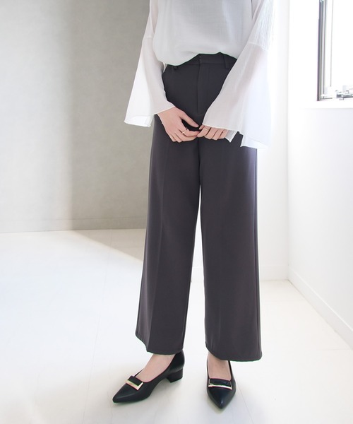 AmiAmi(アミアミ)の「ゴールドモチーフポインテッドトゥパンプス(パンプス・レディース・ブラック/アイボリー/グレイッシュベージュ・S/M/L/LL)」の10枚目の写真