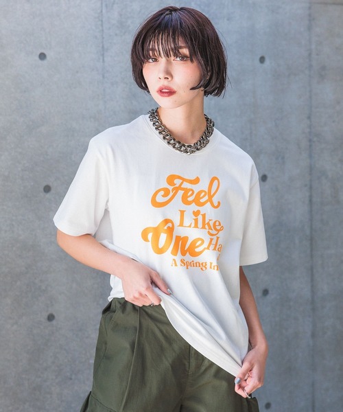 PAGEBOY(ページボーイ)の「アートロゴTシャツ(Tシャツ/カットソー・レディース・ブラック/オフホワイト/コーラルピンク・FREE)」の1枚目の写真