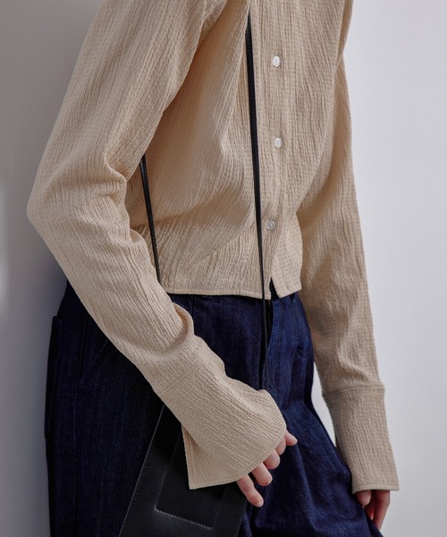 【セール】【ELOOPS】シャーリングショート丈ブラウス(シャツ/ブラウス)|ELOOPS(イーループス) 【セール】【ELOOPS】シャーリングショート丈ブラウス(シャツ/ブラウス)|ELOOPS(イーループス)