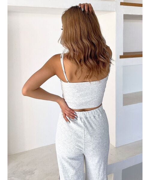 GYDA（ジェイダ）の「SQUARE gydaチャームガータービスチェ（キャミソール・レディース・ライトグレー/ブラック・FREE）」の6枚目の写真