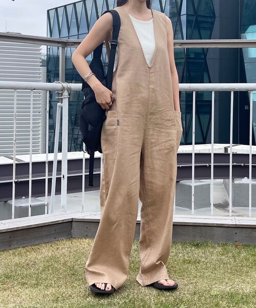 GEVACO（ゲバコ）の「【GEVACO/ゲバコ】コットンリネンサロペット（サロペット/オーバーオール・レディース・ブラック/ベージュ・36/38）」の4枚目の写真