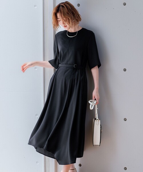 23区 L(ニジュウサンクオオキイサイズ)の「【撥水加工/洗える】キューティクルストレッチツイル イレギュラーヘム ワンピース(ワンピース・レディース・ブラック系/ネイビー系/ダークブラウン系・44/46/48)」の3枚目の写真