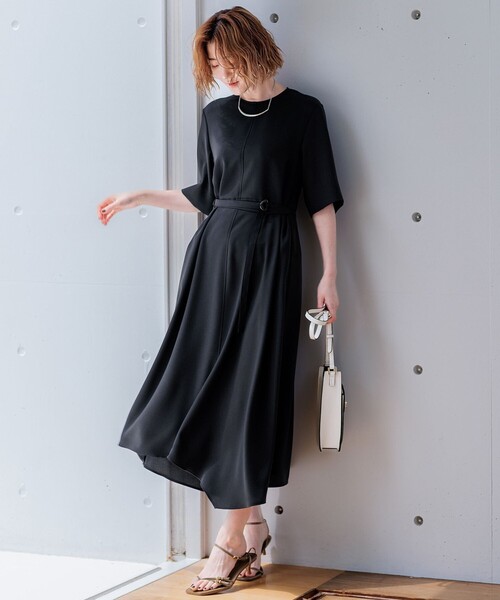 23区 L(ニジュウサンクオオキイサイズ)の「【撥水加工/洗える】キューティクルストレッチツイル イレギュラーヘム ワンピース(ワンピース・レディース・ブラック系/ネイビー系/ダークブラウン系・44/46/48)」の9枚目の写真