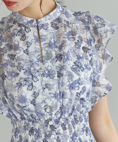 【セール】ペチコート付きシアージャガード×フラワープリントシャーリングワンピース（ワンピース）｜tocco closet（トッコ クローゼット）