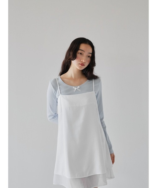 Uenui(ウニュイ)の「layered satin cami dress(ワンピース・レディース・ブラック/ホワイト・FREE)」の9枚目の写真
