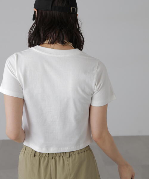 FREE'S MART(フリーズマート)の「ショート丈ロゴTシャツ(Tシャツ/カットソー・レディース・ホワイト/ブラック/ピンク・FREE)」の8枚目の写真