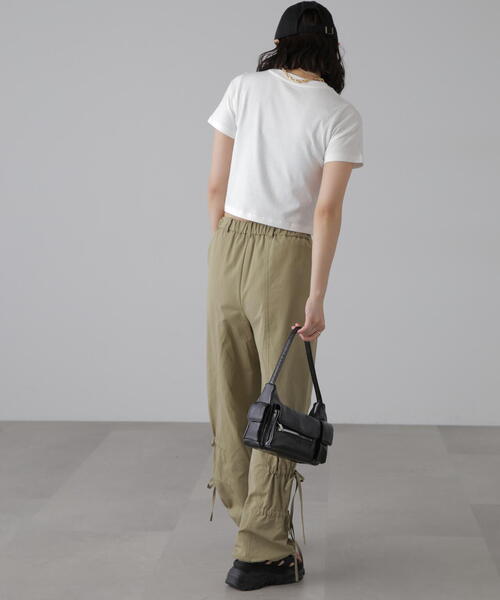 FREE'S MART(フリーズマート)の「ショート丈ロゴTシャツ(Tシャツ/カットソー・レディース・ホワイト/ブラック/ピンク・FREE)」の11枚目の写真