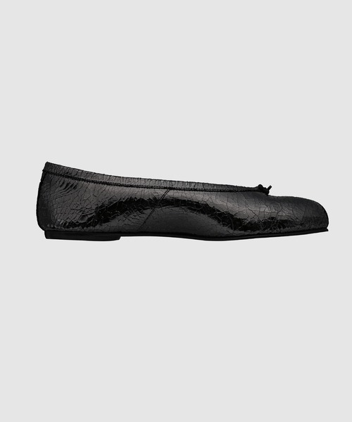 Maison Margiela（メゾンマルジェラ）の「BALLET SHOE（バレエシューズ・レディース・ブラック/シルバー・37.5/37/38/36）」の4枚目の写真