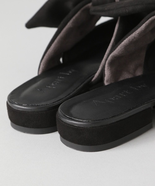 A part by（アパートバイ）の「リボンミュール（パンプス・レディース・ブラック/ブラウン・LARGE/MEDIUM）」の9枚目の写真