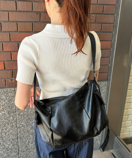 ISOOK(アイスー)の「【ISOOK / アイスー】ビッグサイズクロワッサンバッグ / ショルダーバッグ アウトポケット トートバッグ ZOZOTOWN限定(ショルダーバッグ・レディース・ブラック/ホワイト・FREE)」の20枚目の写真