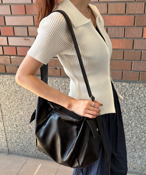 ISOOK(アイスー)の「【ISOOK / アイスー】ビッグサイズクロワッサンバッグ / ショルダーバッグ アウトポケット トートバッグ ZOZOTOWN限定(ショルダーバッグ・レディース・ブラック/ホワイト・FREE)」の21枚目の写真