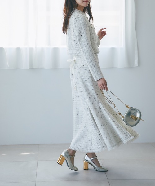 tocco closet(トッコ クローゼット)の「バックレースアップコルセット風スパンコールツイードマーメイドスカート(スカート・レディース・ブラック/アイボリー・M)」の4枚目の写真