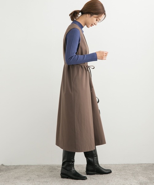 URBAN RESEARCH DOORS（アーバンリサーチドアーズ）の「『UR TECH』ツイルフレアジャンパースカート（ワンピース・レディース・チェック/モカ・MEDIUM）」の13枚目の写真