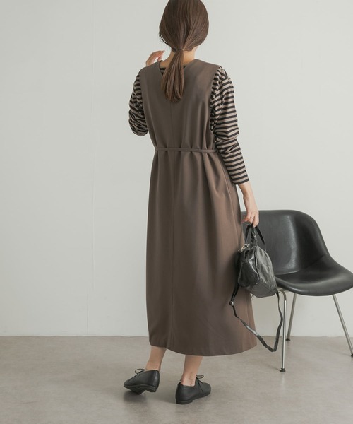 URBAN RESEARCH DOORS（アーバンリサーチドアーズ）の「『UR TECH』ツイルフレアジャンパースカート（ワンピース・レディース・チェック/モカ・MEDIUM）」の17枚目の写真