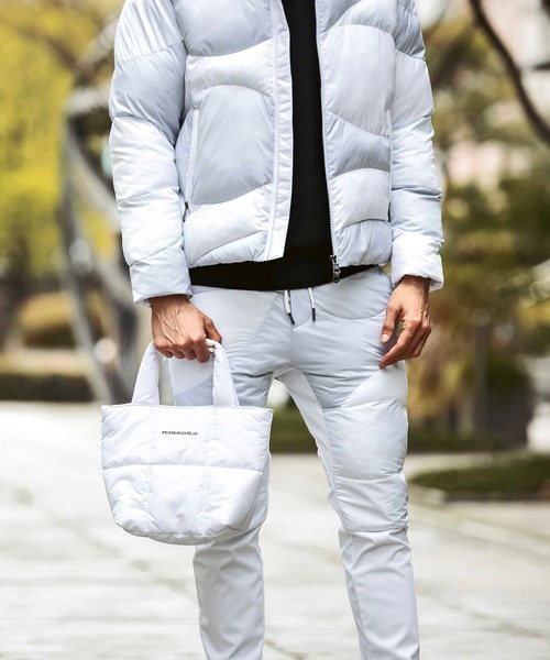 1PIU1UGUALE3 RELAX(ウノピゥウノウグァーレトレ リラックス)ブランド