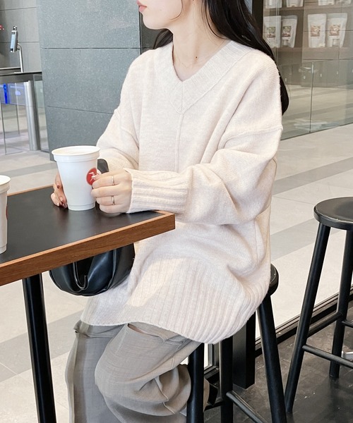 10/7まで掲載✴︎RECCO オーバーサイズウェアセット ベージュ/Ｓサイズ reca（レカ）の「Vネックオーバーサイズニット（ニット/セーター