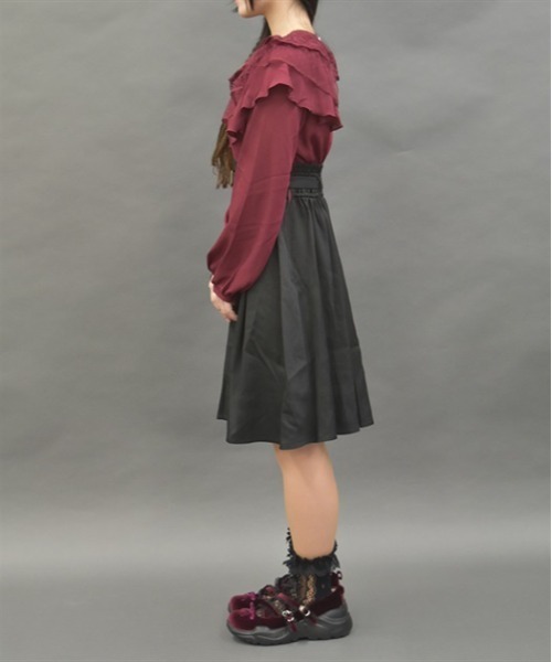 axes femme POETIQUE（アクシーズファムポエティック）の「【サブカル】ケープデザインシスターワンピース（ワンピース・レディース・ワイン/ブラック/キナリ・MEDIUM）」の5枚目の写真