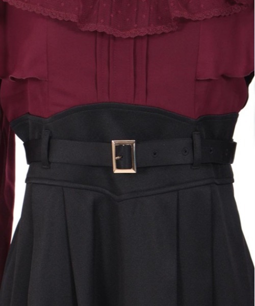 axes femme POETIQUE（アクシーズファムポエティック）の「【サブカル】ケープデザインシスターワンピース（ワンピース・レディース・ワイン/ブラック/キナリ・MEDIUM）」の13枚目の写真