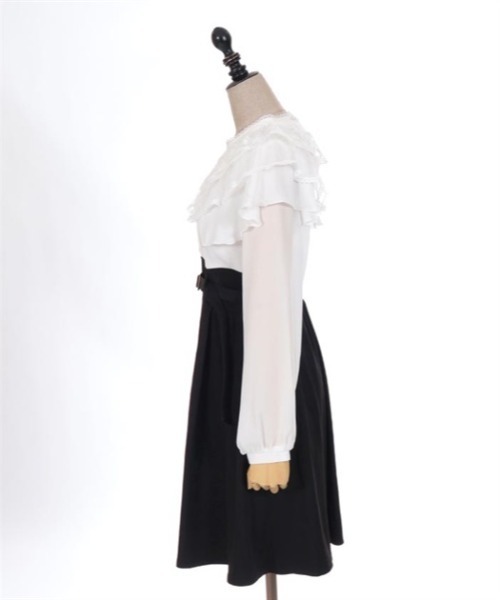 axes femme POETIQUE（アクシーズファムポエティック）の「【サブカル】ケープデザインシスターワンピース（ワンピース・レディース・ワイン/ブラック/キナリ・MEDIUM）」の17枚目の写真