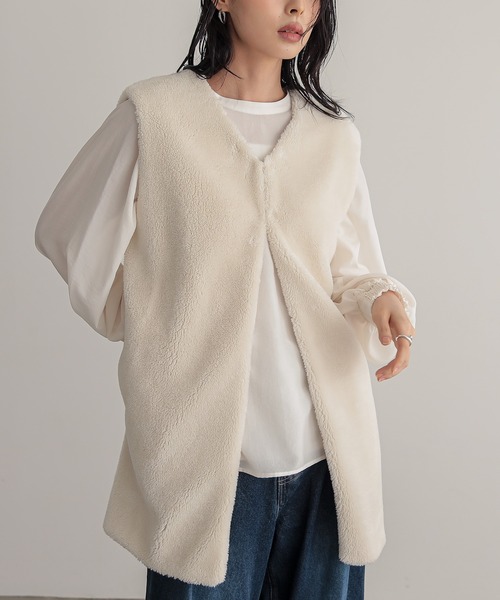 for/c(フォーシー)の「ボアベスト【サスティナブル】(ベスト・レディース・ブラウン/アイボリー・L/M)」の6枚目の写真