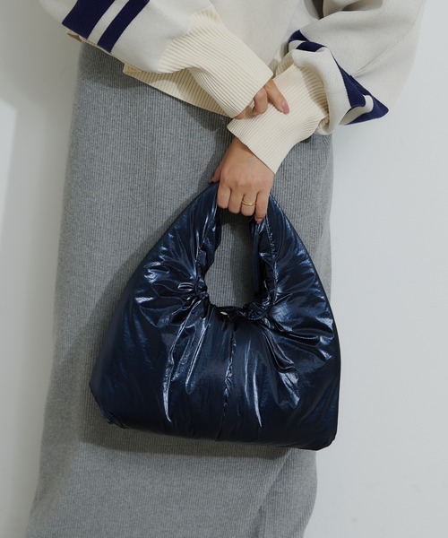 CIAOPANIC TYPY(チャオパニックティピー)の「メタリックパディングBAG(トートバッグ・レディース・ホワイト/シルバー/ネイビー・ONE SIZE)」の10枚目の写真