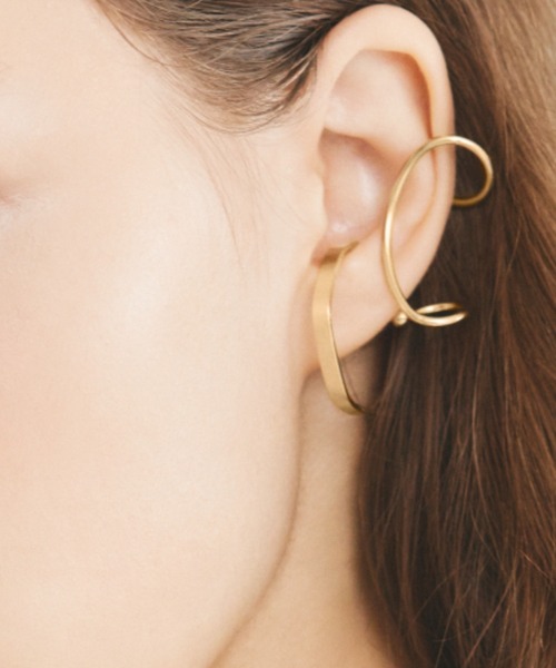 kiehtova（キエトヴァ）の「【kiehtova】LEGATO EARCUFF/レガート イヤーカフ（イヤーカフ・レディース・シルバー/ゴールド・FREE）」の2枚目の写真