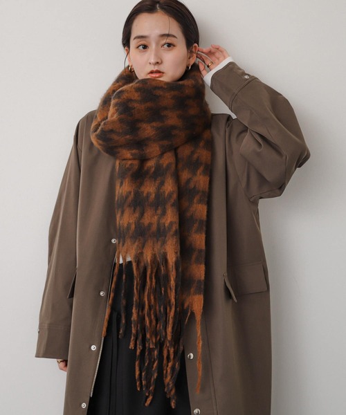 SENSE OF PLACE by URBAN RESEARCH（センスオブプレイスバイアーバンリサーチ）の「チドリガラストール（マフラー・レディース・ブラウン/ピンク・ONE）」の8枚目の写真