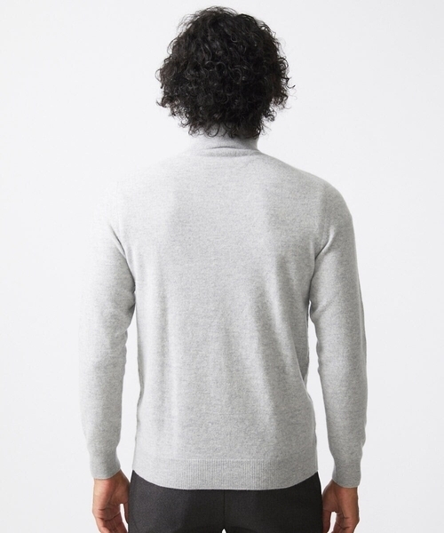 MICHEL KLEIN HOMME   （ミッシェルクランオム）の「ウェーブ柄カシミヤタートルネックニット（ニット/セーター・メンズ・ライトグレー/ブラック・MEDIUM/LARGE/X-LARGE）」の5枚目の写真