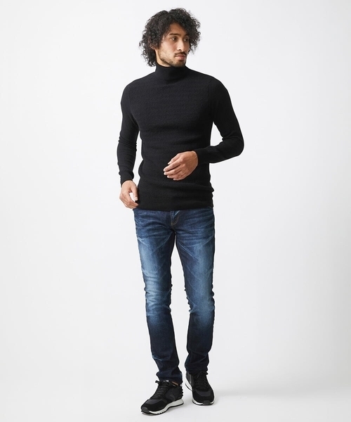 MICHEL KLEIN HOMME   （ミッシェルクランオム）の「ウェーブ柄カシミヤタートルネックニット（ニット/セーター・メンズ・ライトグレー/ブラック・MEDIUM/LARGE/X-LARGE）」の13枚目の写真