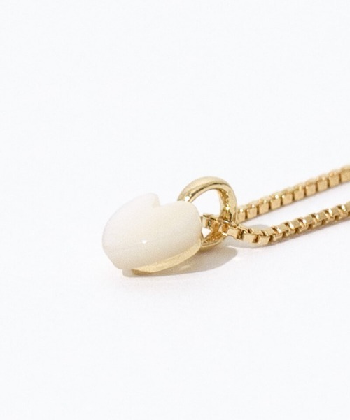 flower（フラワー）の「ミルキーハートネックレス（ネックレス・レディース・ゴールド・FREE）」の7枚目の写真