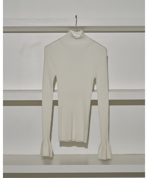 ニット/セーター todayful  flarecuffs rib knit  natural TODAYFUL（トゥデイフル）の「TODAYFUL Flarecuffs Rib Knit（ニット