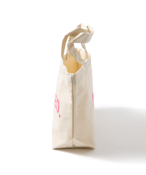 MILKFED.（ミルクフェド）の「MINI TOTE BAG STENCIL（トートバック/ロゴ）（トートバッグ・レディース・ホワイト/ブラック/ネイビー/ピンク・ONE SIZE）」の6枚目の写真