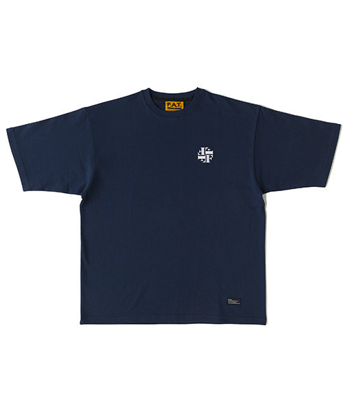 FAT（エフエイティー）の「FARBICAN（Tシャツ/カットソー・メンズ・ホワイト/ネイビー・TITCH(M)/SKINNY(L)/JUMBO(XXL)/FAT(XL)）」の2枚目の写真