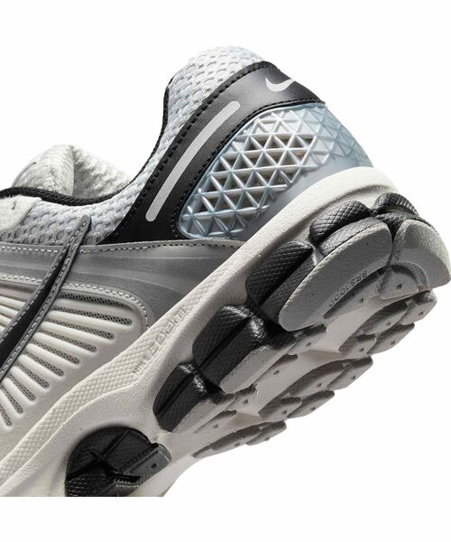 セール】ナイキ ズーム ボメロ 5 ウィメンズシューズ / Nike Zoom