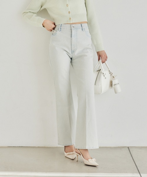 one after another NICE CLAUP(ワンアフターアナザーナイスクラップ)の「ストレッチフレアデニムパンツ(デニムパンツ・レディース・ネイビー/ブルー/ライトブルー・SMALL/MEDIUM)」の2枚目の写真