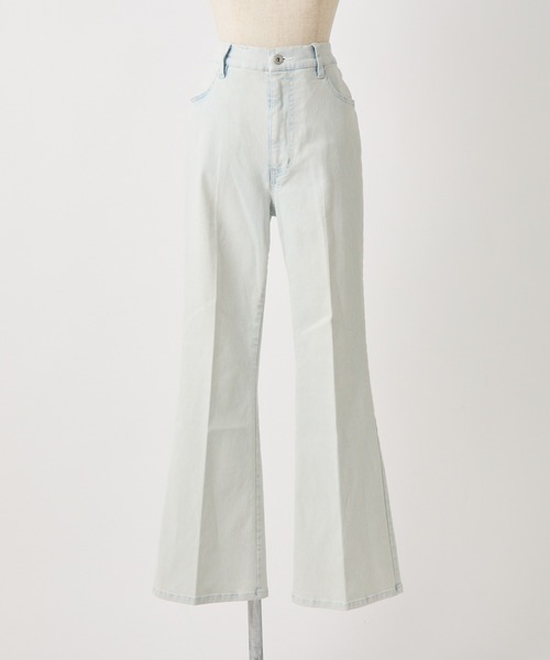 one after another NICE CLAUP(ワンアフターアナザーナイスクラップ)の「ストレッチフレアデニムパンツ(デニムパンツ・レディース・ネイビー/ブルー/ライトブルー・SMALL/MEDIUM)」の20枚目の写真