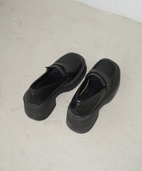 chuclla(チュクラ)の「チャンキーヒール 厚底ローファー chs25s001(ローファー・レディース・ブラック・36/37/38/39/40)」の11枚目の写真